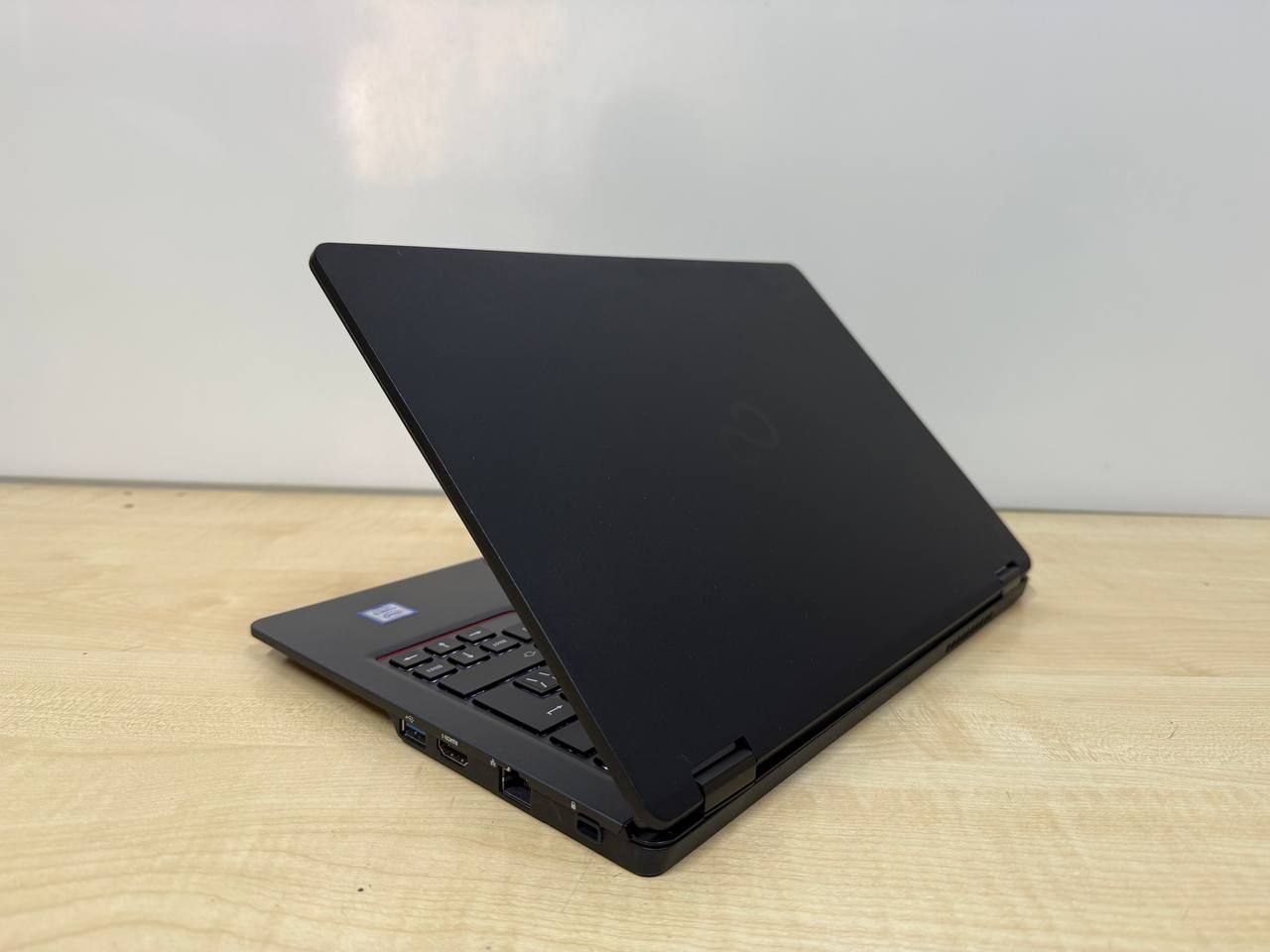 Ноутбук Fujitsu U729 - фото 4