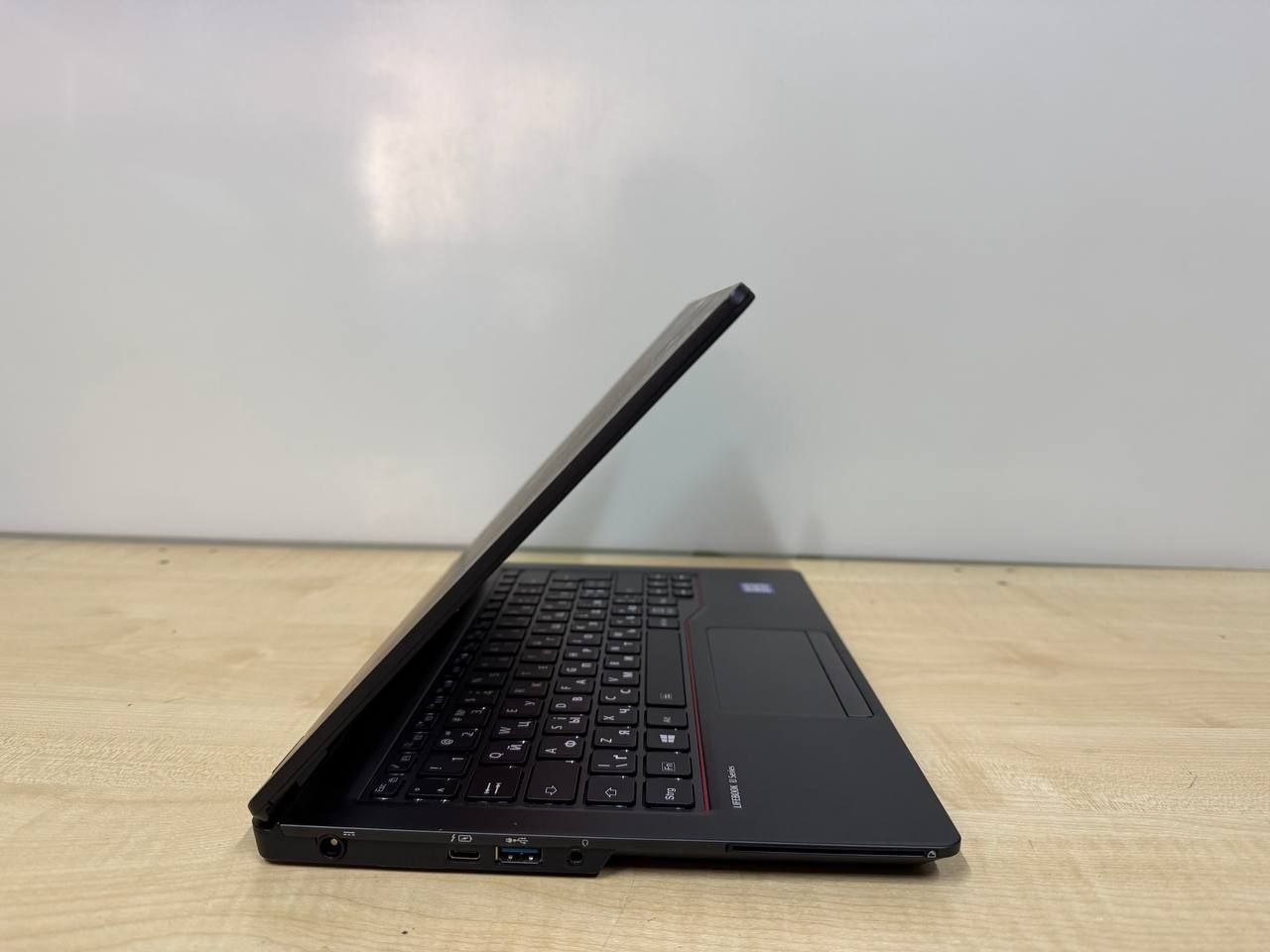Ноутбук Fujitsu U729 - фото 5