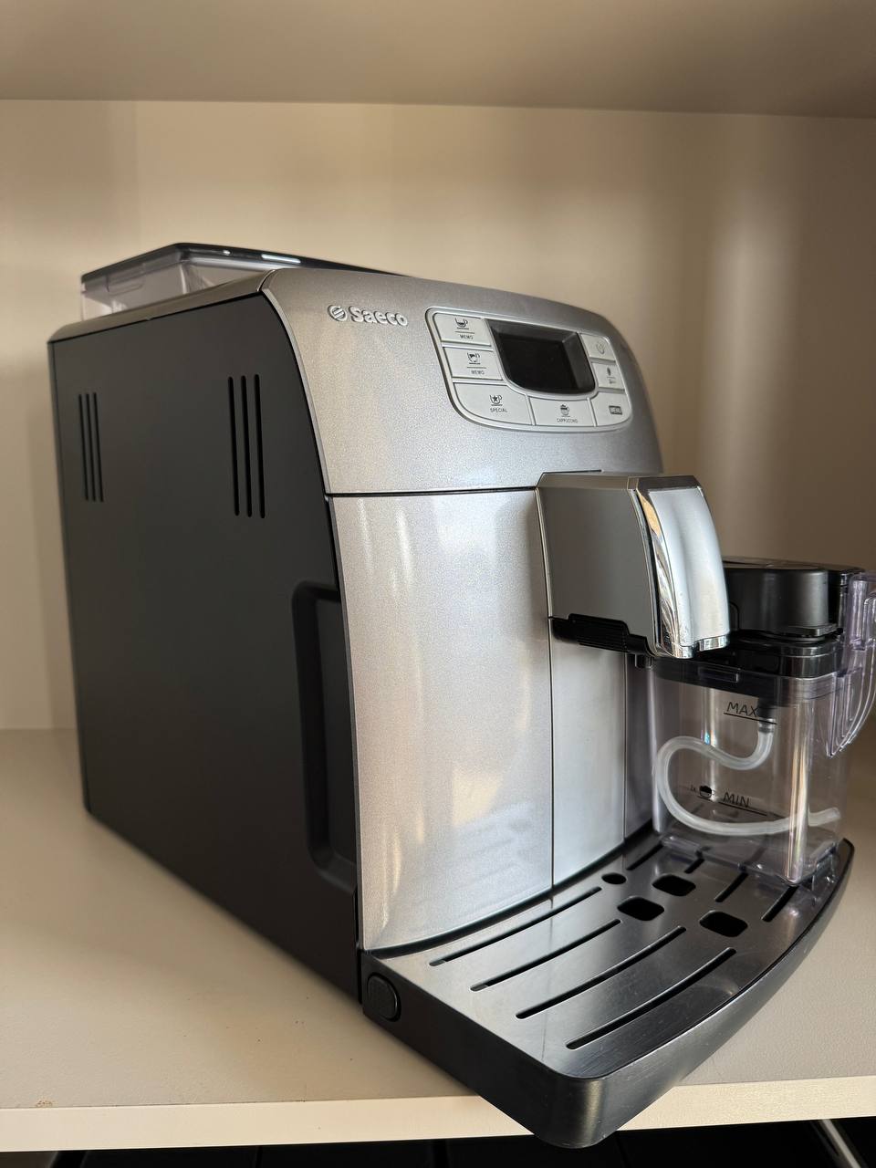 Кавомашина б/у Saeco Intelia HD8753 - фото 3