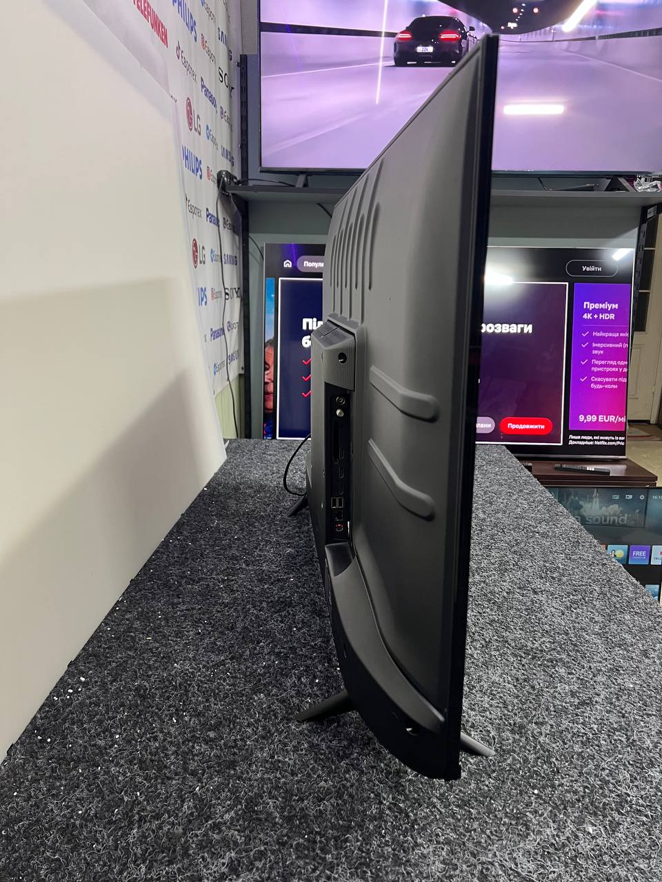 Телевізор Hisense 43AE7000F - фото 4