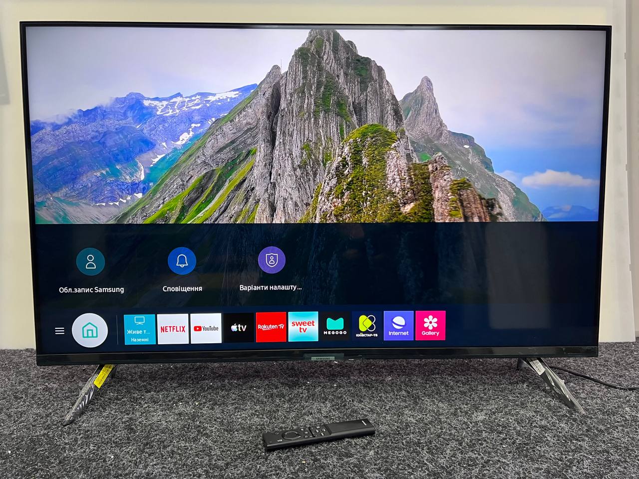 Телевізор Samsung UE43AU7090U - фото 2