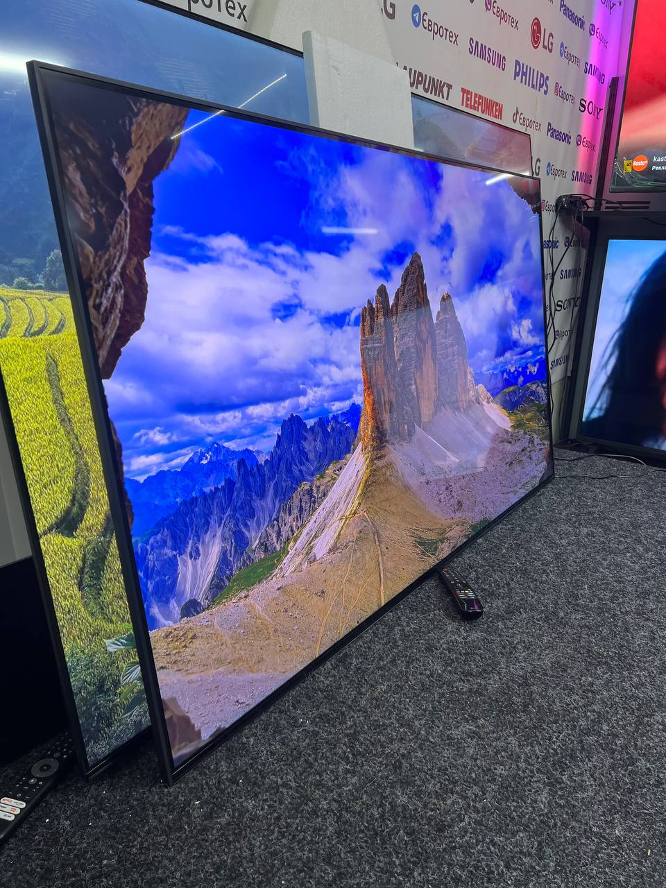 Телевізор LG 65QNED816RE QNED - фото 2