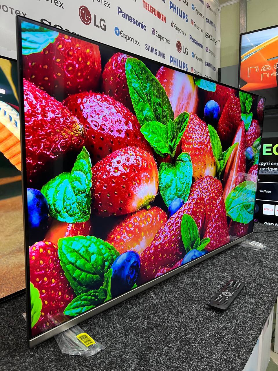 Телевізор Philips  55PUS7657/12 4K - фото 3