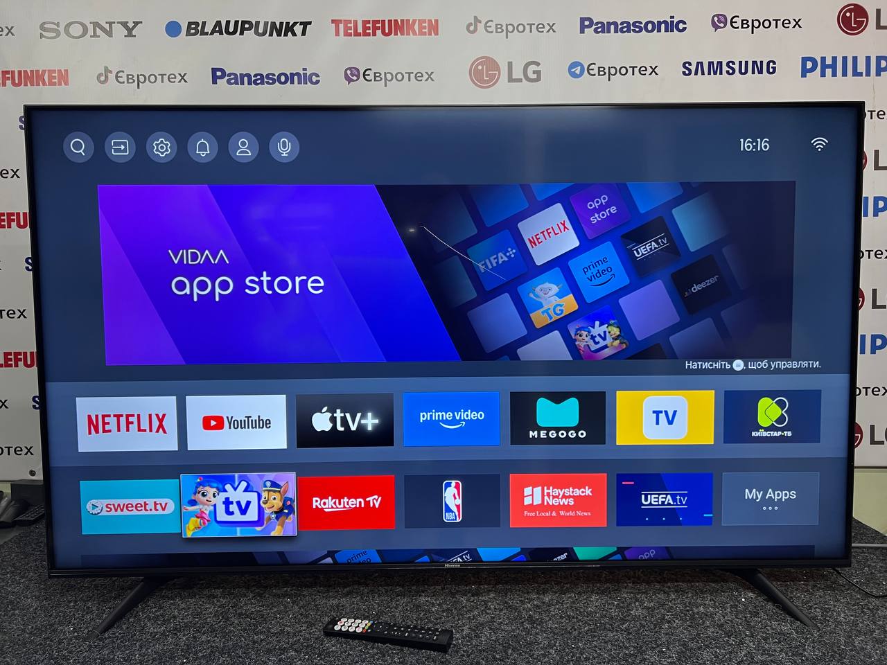 Телевізор Hisense 65AE7000F - фото 6