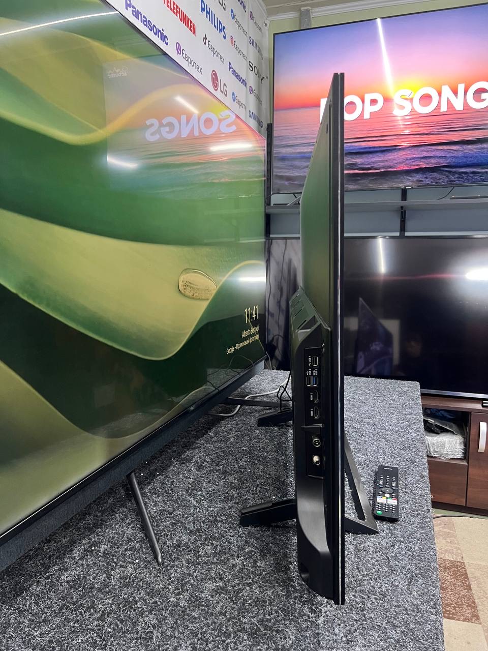 Телевізор Sony KD - 49XE8005 - фото 8