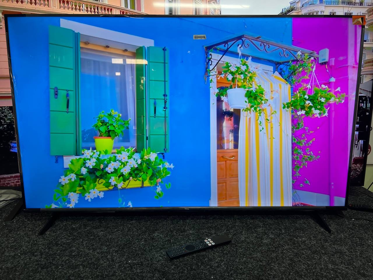 Телевізор TCL 55V6C - фото 2