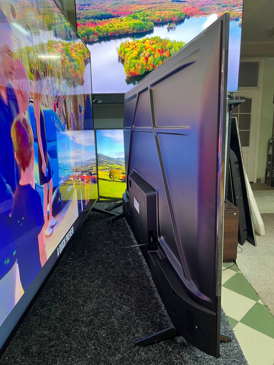 Телевізор TCL 55V6C - фото 8