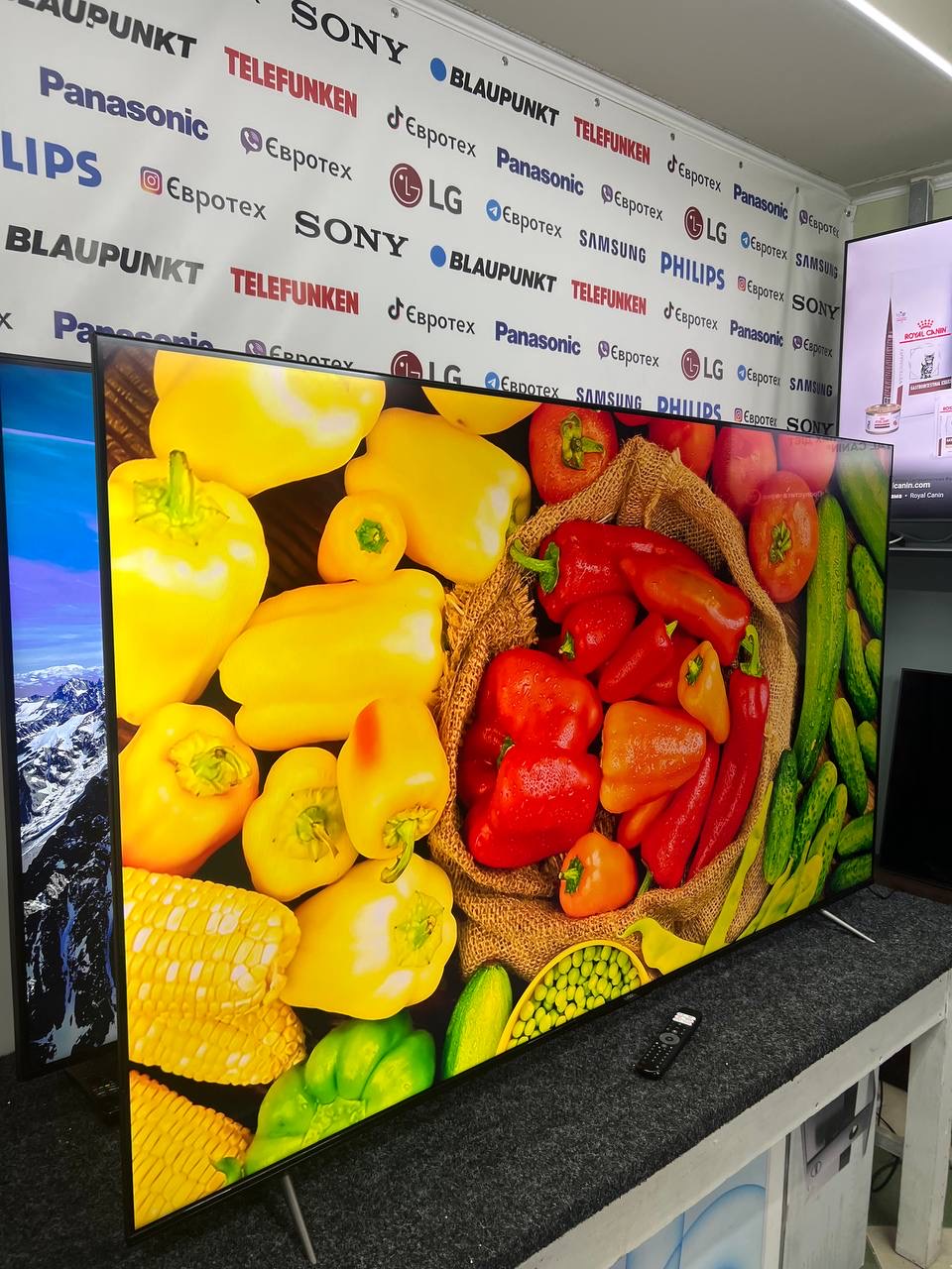 Телевізор TCL  75T7B - фото 3