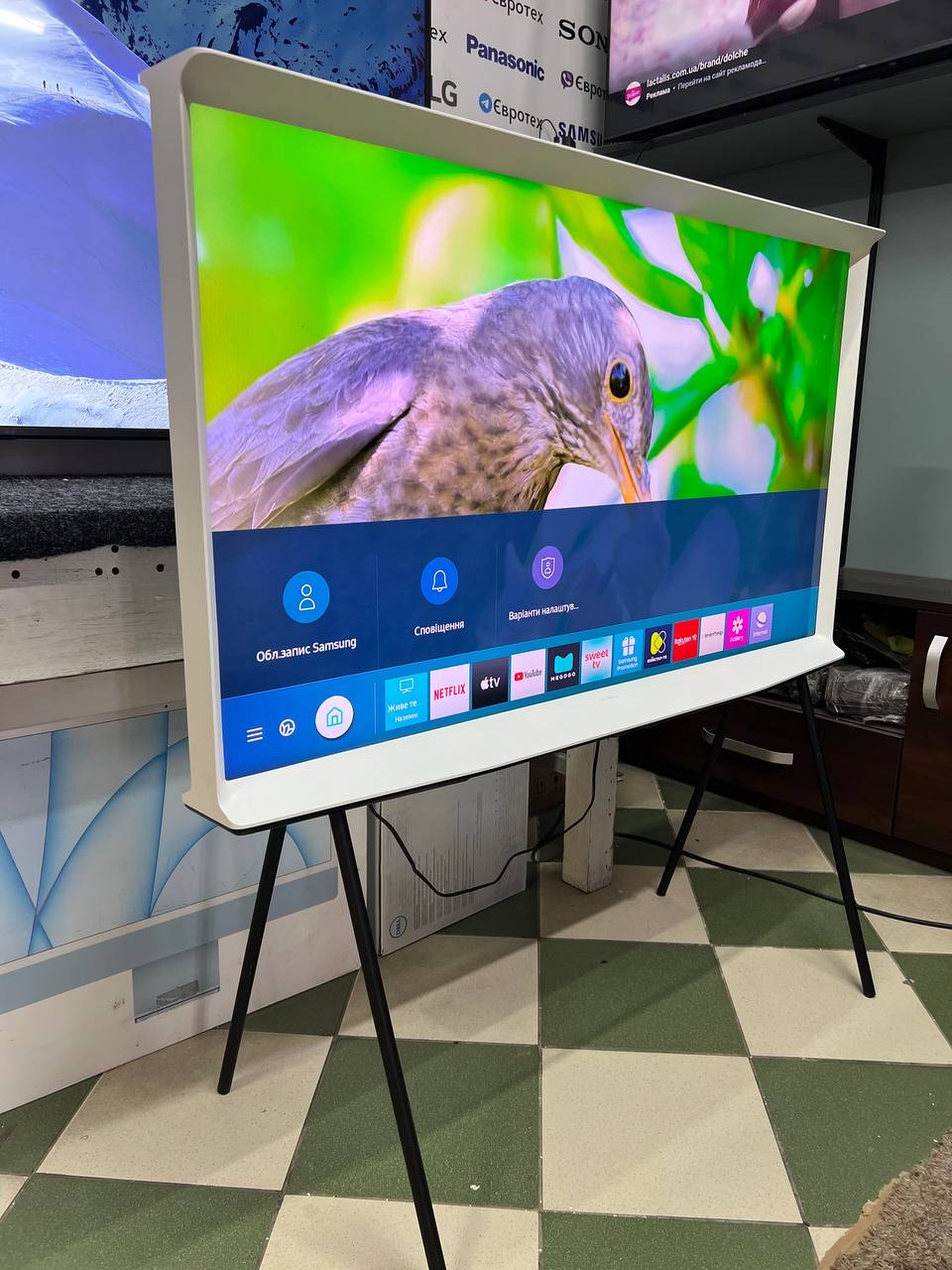 Телевізор Samsung QE50LS01TAU - фото 5