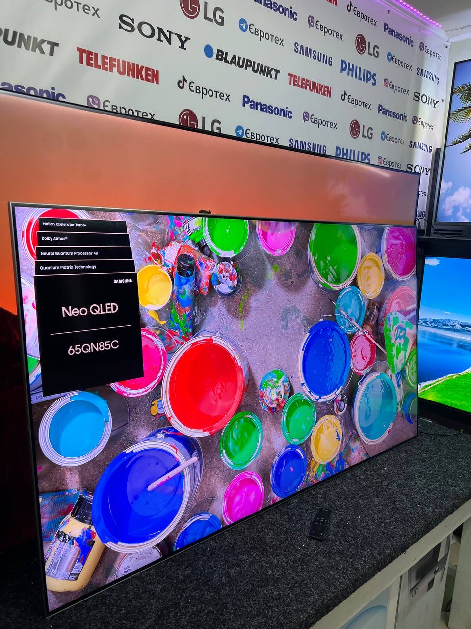 Телевізор Samsung  GQ65QN85CAT - фото 4