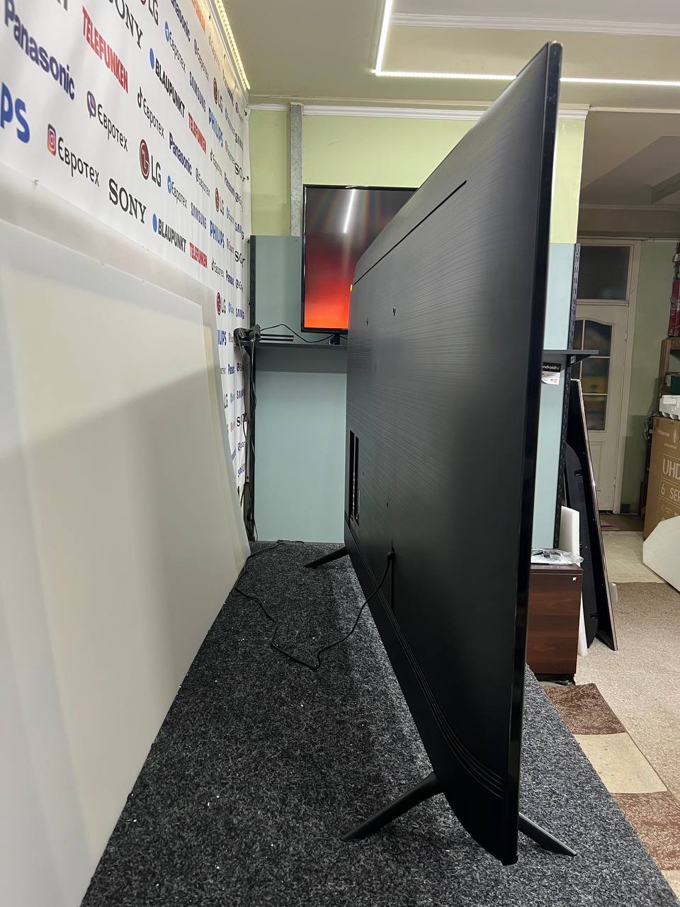 Телевізор Samsung   GU75CU7179U - фото 5