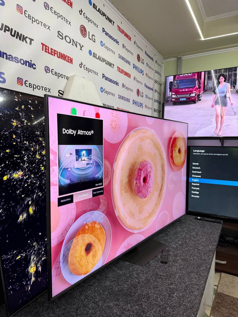 Телевізор Samsung QE65QN86DBT - фото 3