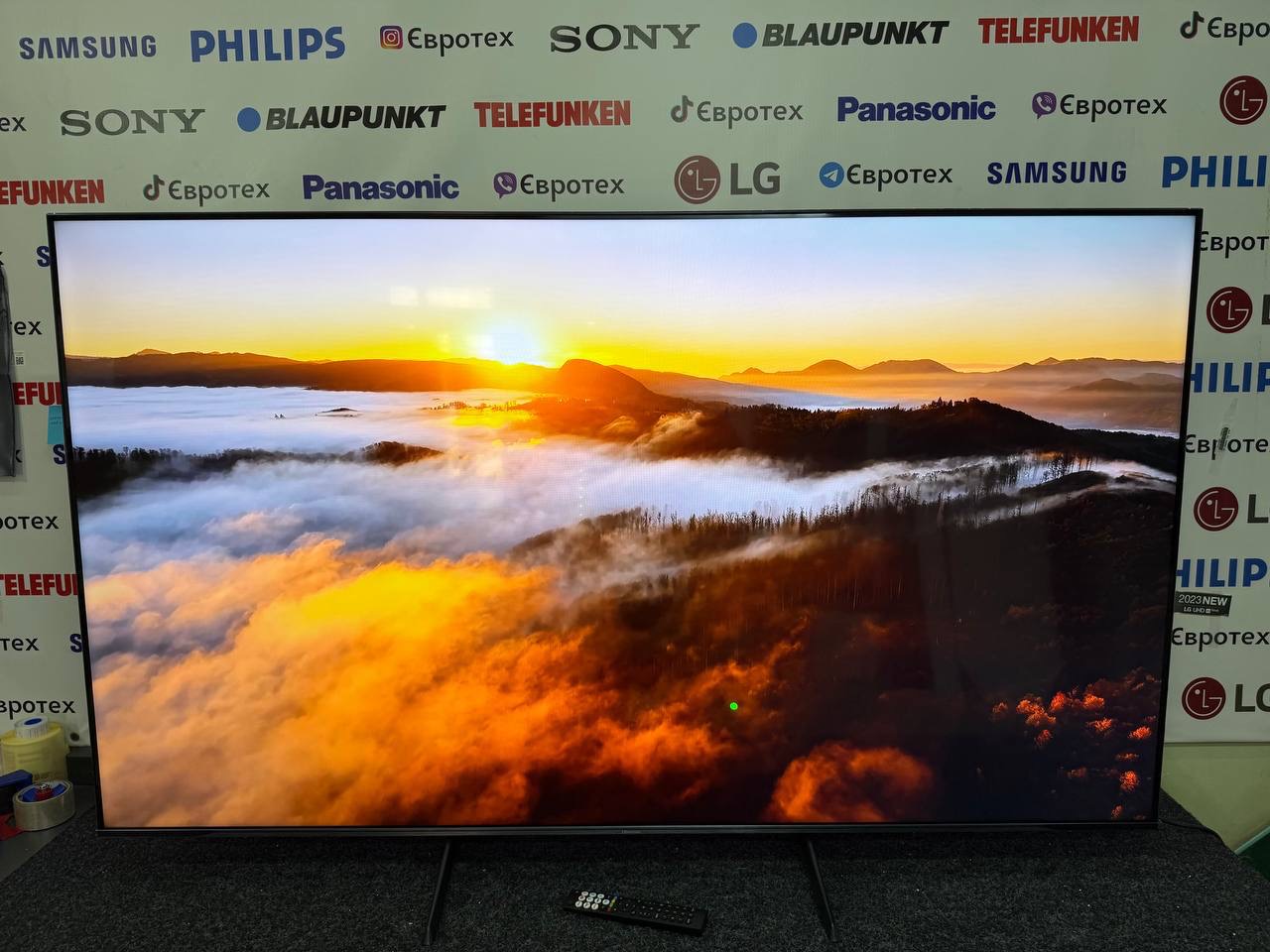 Телевізор 75ʼ дюймів Hisense 75E7NQ Pro - фото 8