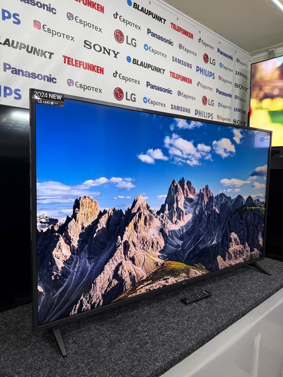 Телевізор 65 дюймів LG 65UQ75009LF - фото 3