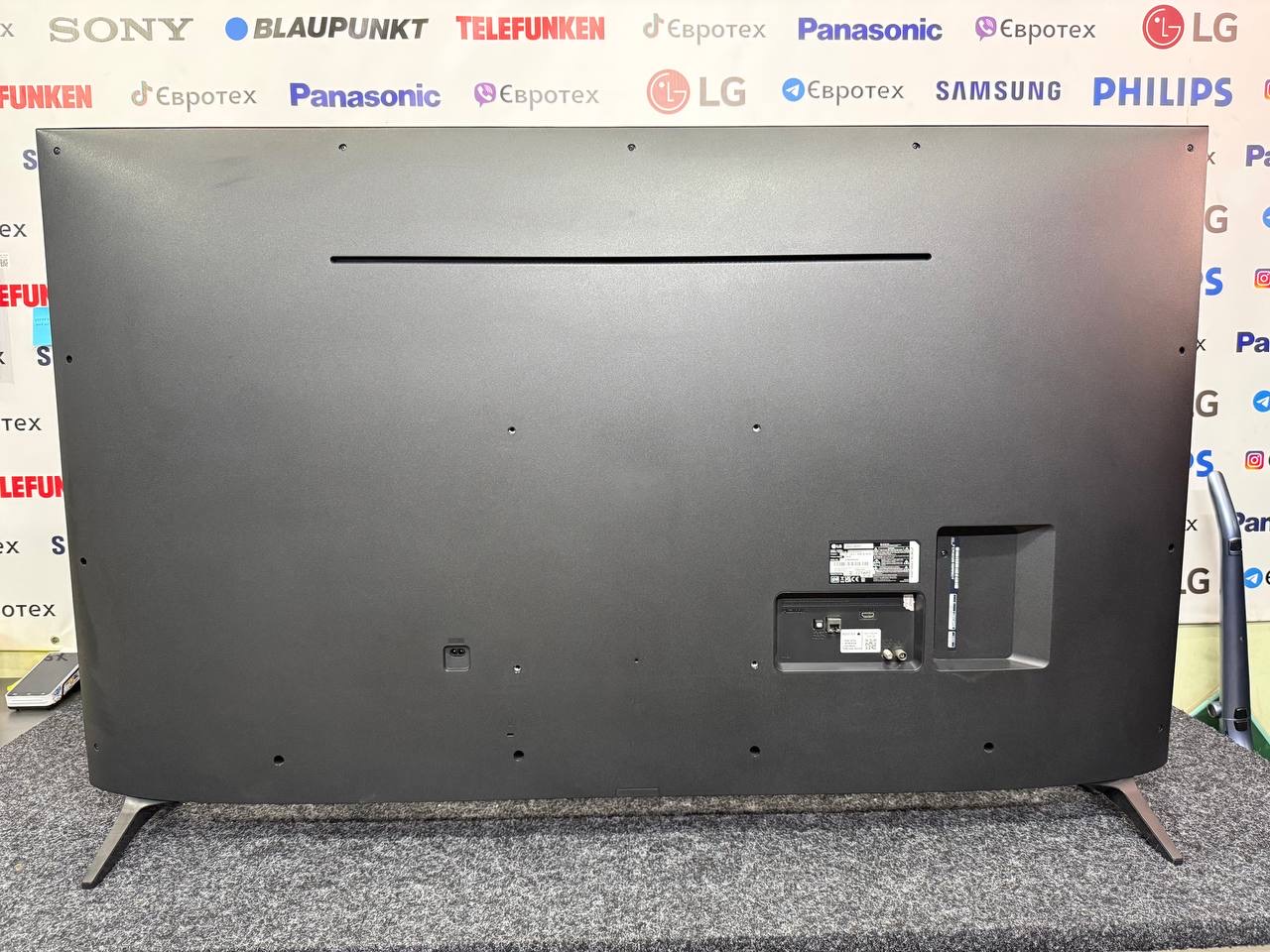 Телевізор 65 дюймів LG 65UQ75009LF - фото 6